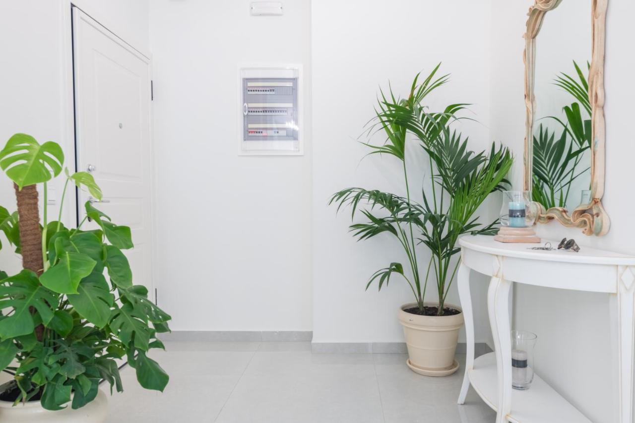 Narya Luxury Apartment コルフ島 エクステリア 写真